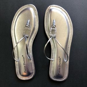 New Pierre Dumas Silver Rhinestone Flip Flops